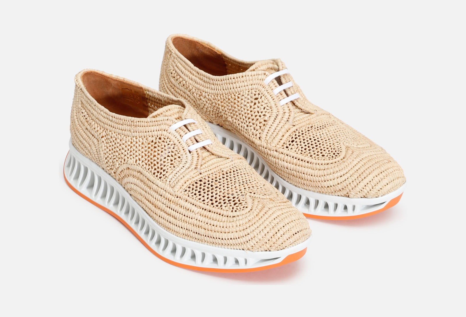 The passion for shoes, evolving like technology