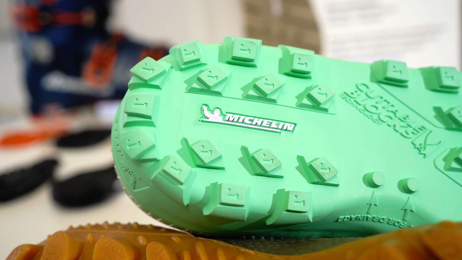 Fiberlite, 2 components lots of benefits