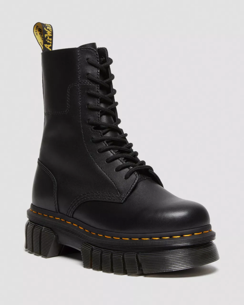 Dr. Martens | combat boots | shoestechnologies 
