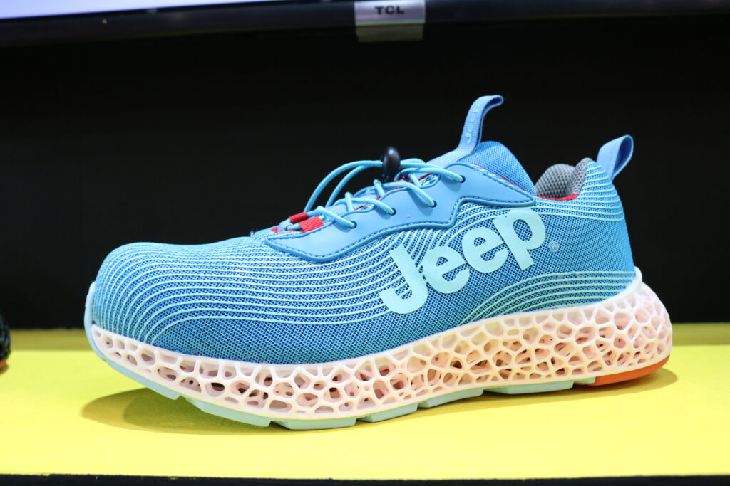 Safety footwear focuses on comfort and sustainability safety footwear | shoestechnologies