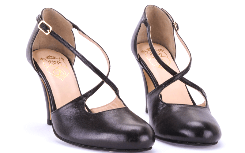 Heels Dance: sensuality and well-being in every movement heels dance | shoestechnologies