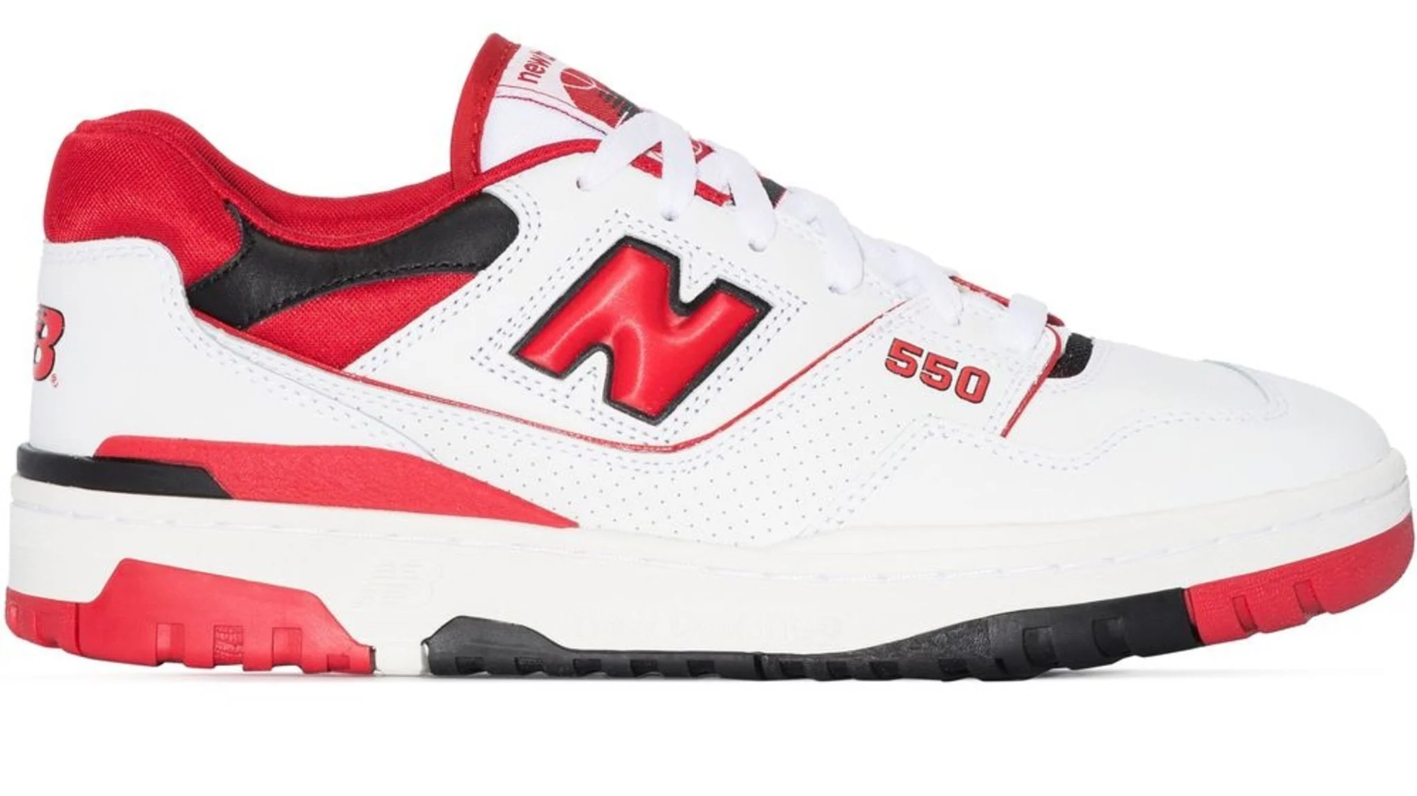 Do you know the footwear pop star Taylor Swift wears on her Eras Tour? taylor-swift-shoes-eras-tour | shoestechnologies