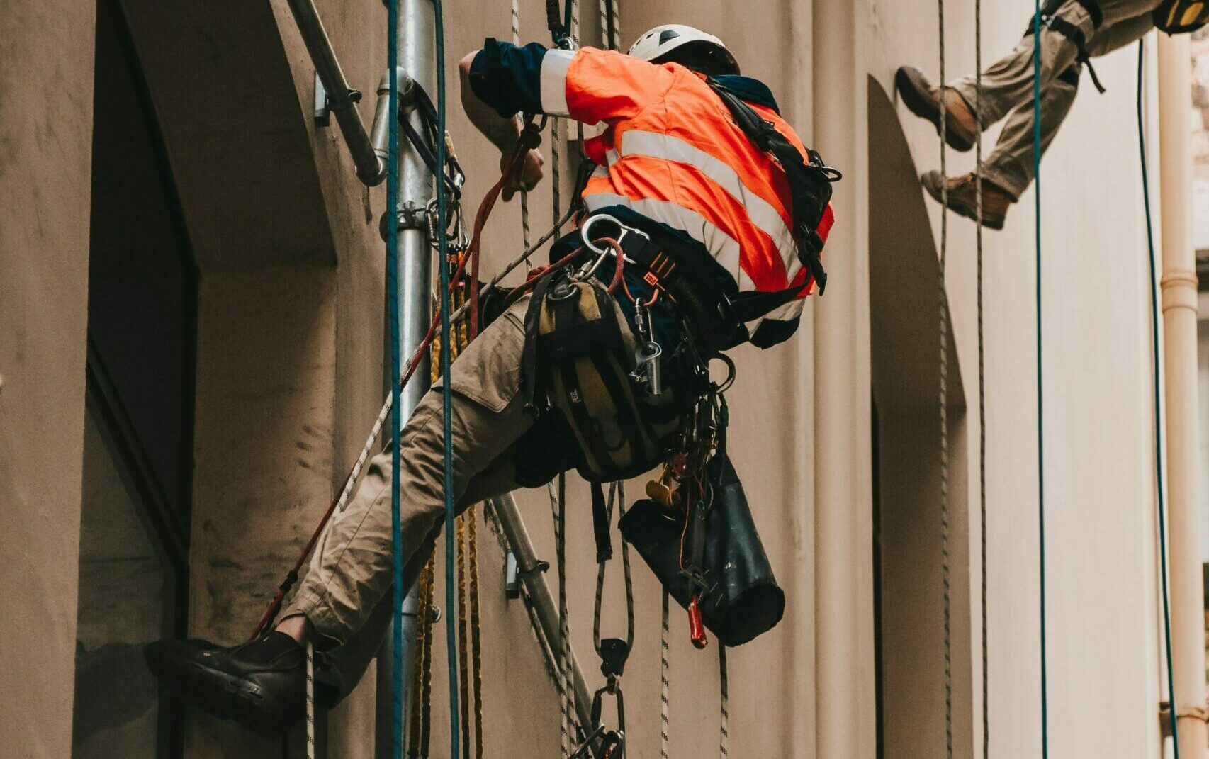 Safety shoes brands 2024