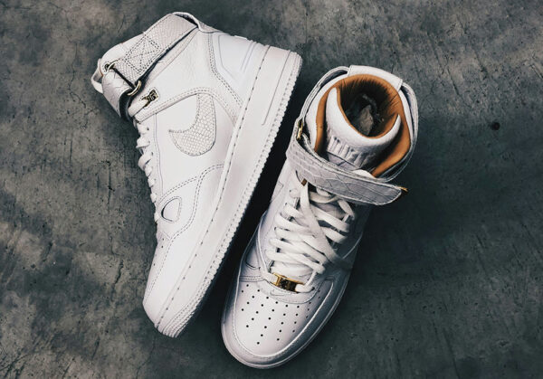 When a Color Sets the Fashion: The White Shoes Trend