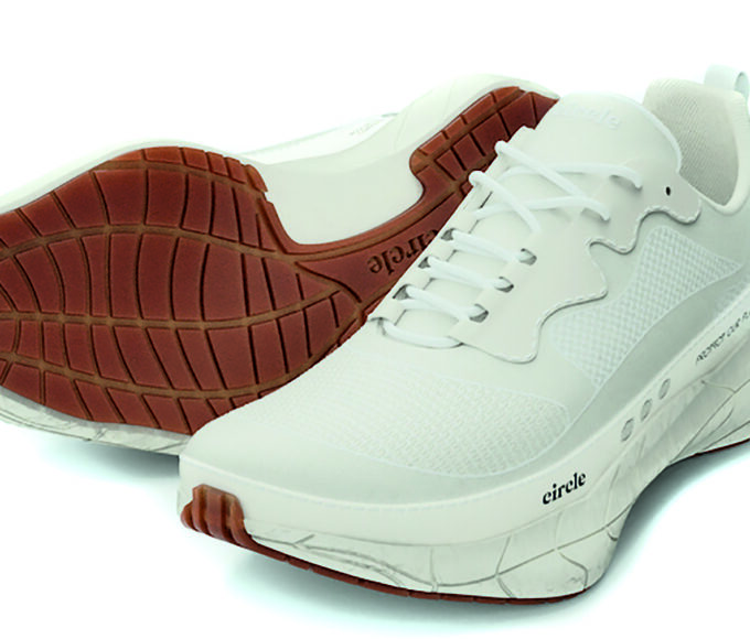 Safety shoes and sustainability can match